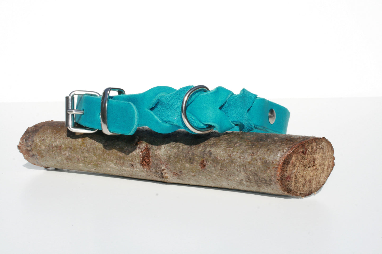 Hundewohl - Fat leather collar partially braided / stainless steel fittings